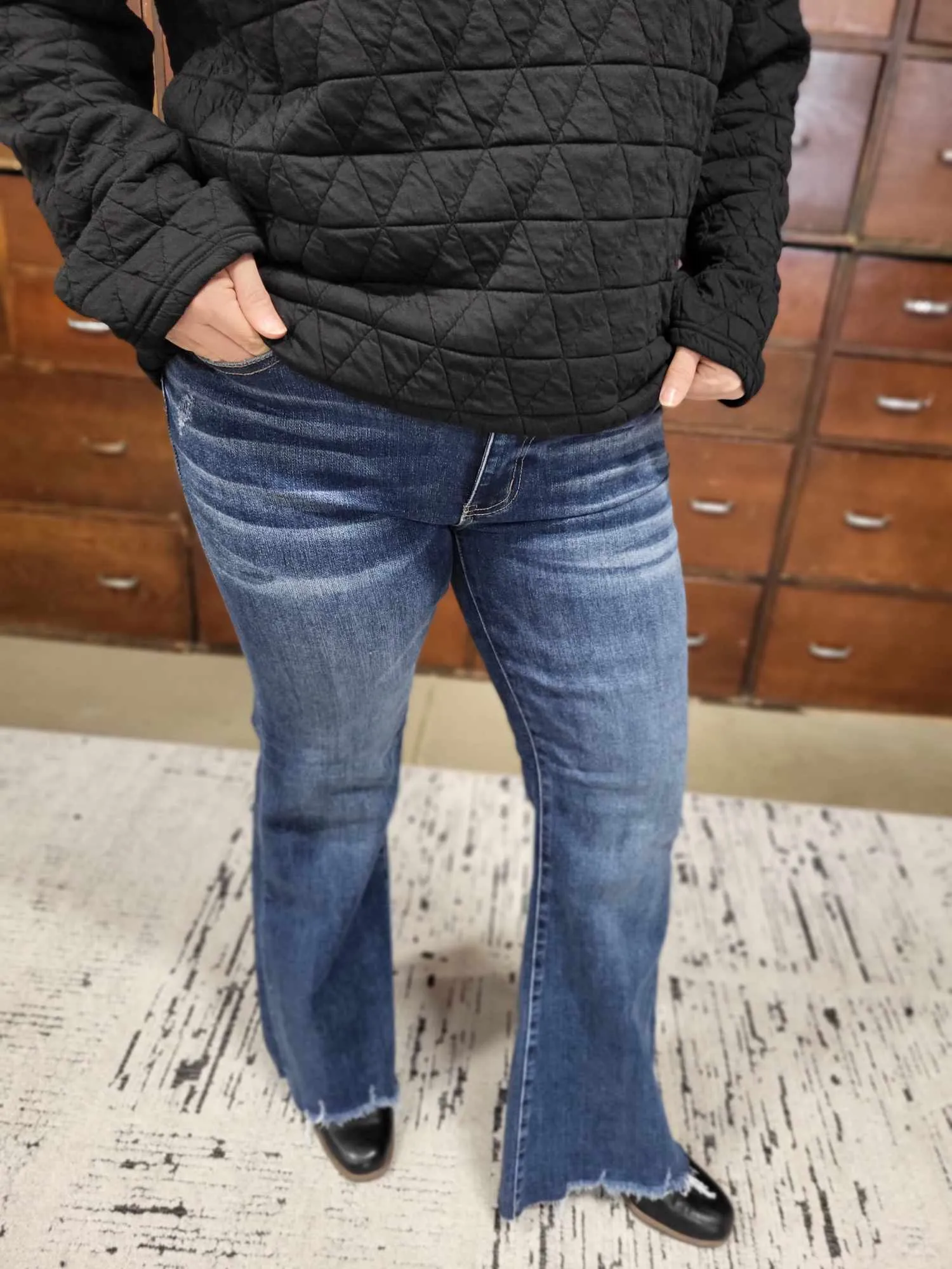 Kaylee Risen Jeans - HIGH RISE SLIM STRAIGHT JEANS
