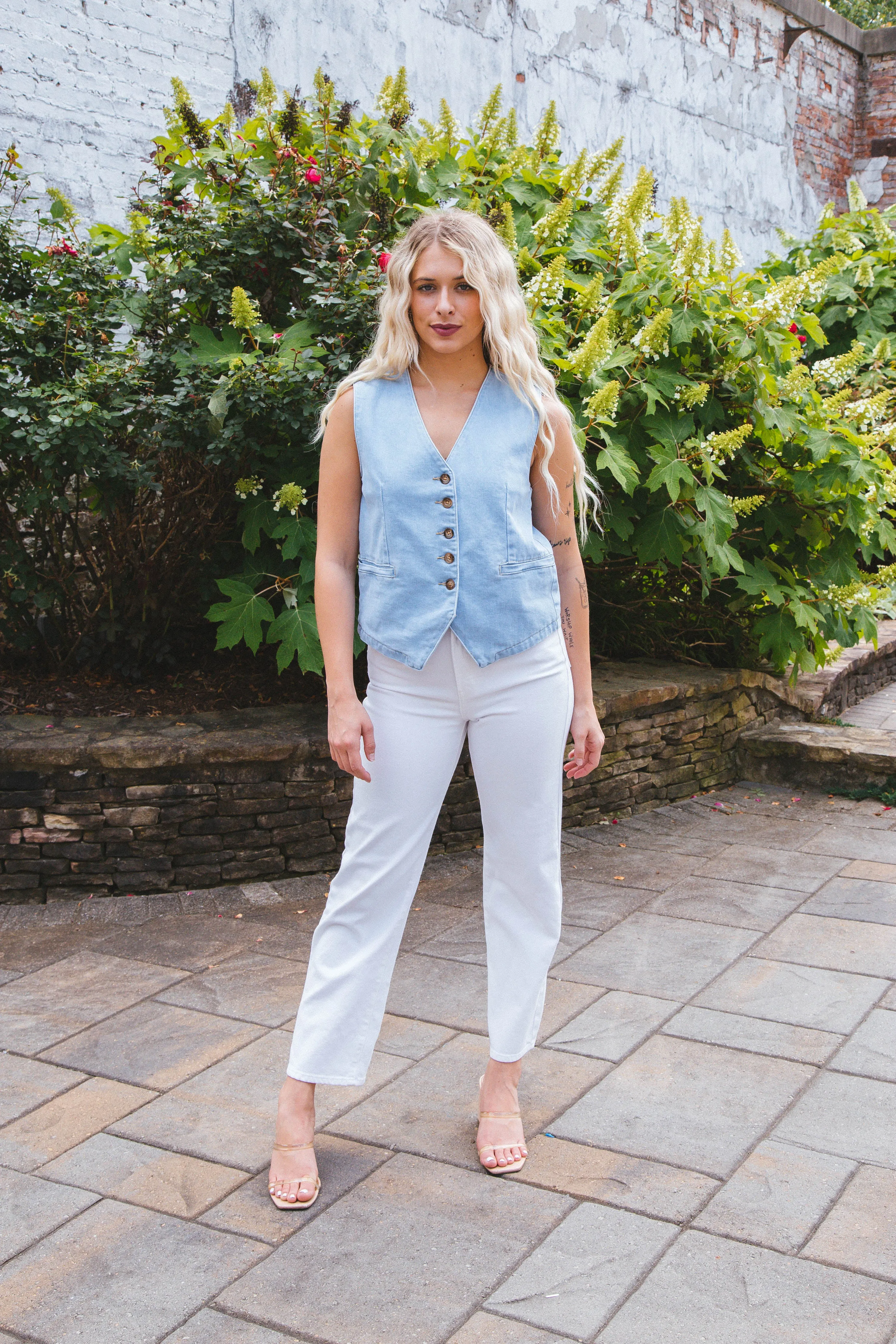 Louisa Vintage Straight Jeans, White