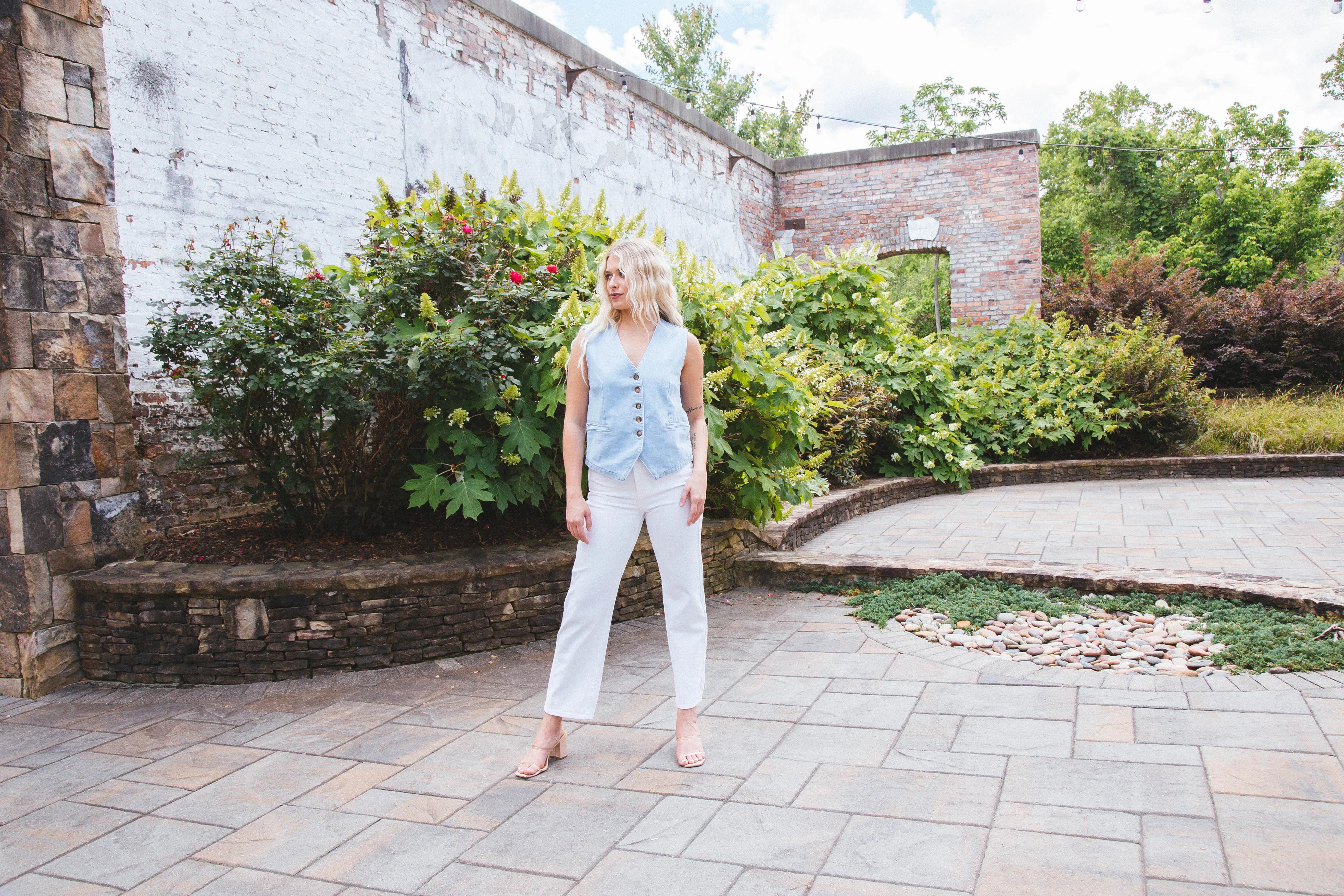Louisa Vintage Straight Jeans, White