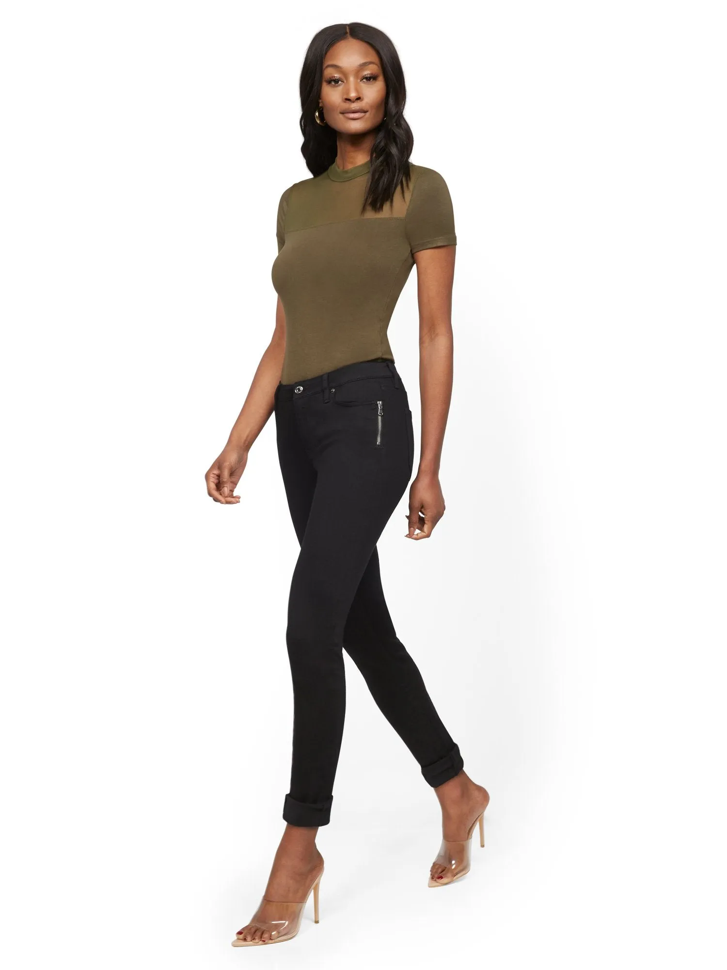 Mid-Rise Zip-Accent Slim Boyfriend Jeans - Black