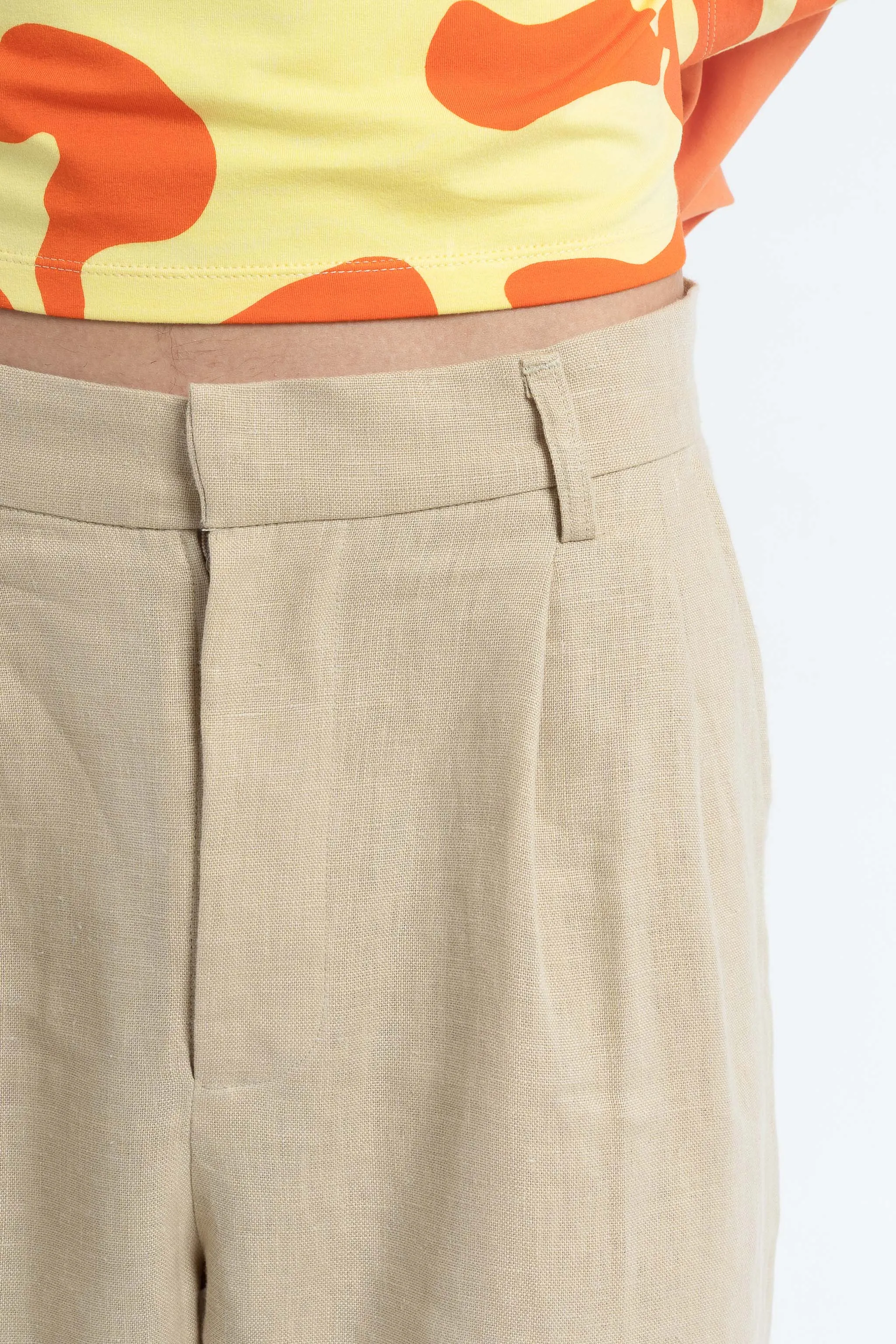 Pleated Trouser in Beige